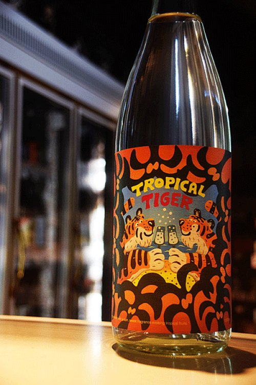 他の写真2: TROPICAL TIGER 芋焼酎　1,8L